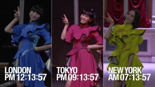 mikietsang: Perfumeが初めて「ひとり」で描いた「3人」の進化と絆。世界をつなぐdocomoとのコラボを「現場」で観た: https://rockinon.com/news/detail/169309.amp
