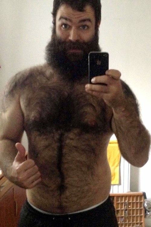 mrflmd53:Extra Furry With Beard
