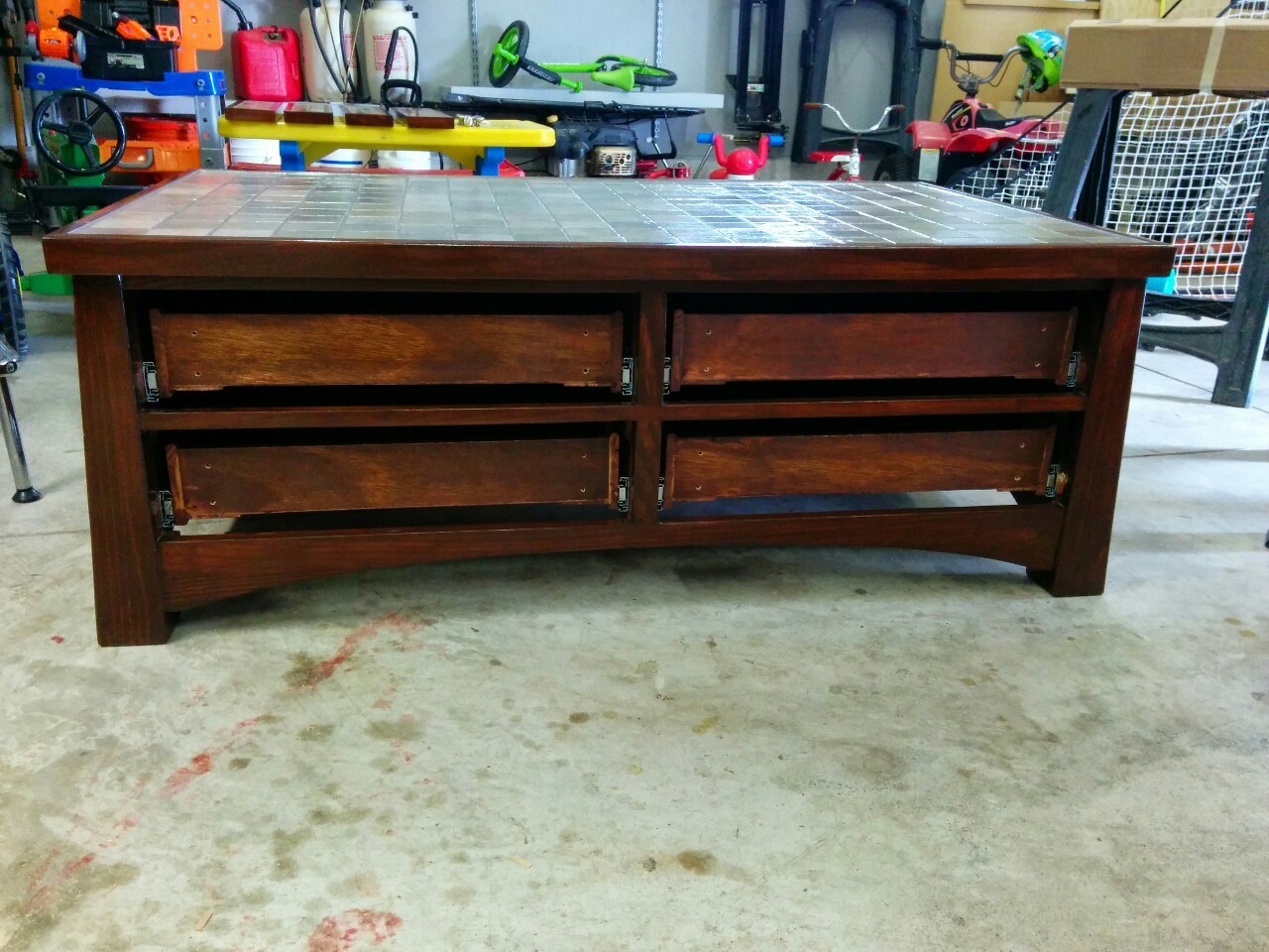 The MOchinist Craigslist coffee table part 7 Finishing touches