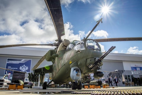 (via Helikopter Mi-28NE, Mi-35M dan Mi-35P Meriahkan Army 2021) 