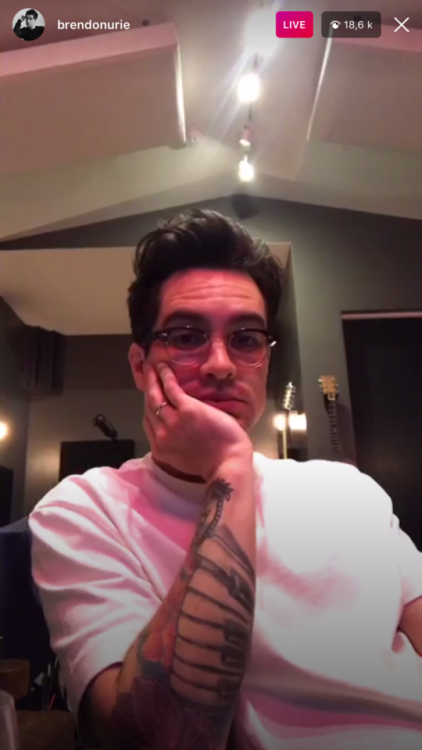 Brendon Urie is Live on Instagram [September 18th, 2017] singing/dancing/smoking/drinking/answering 
