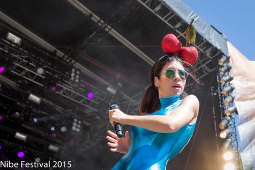 meandthefroots:  MARINA AND THE DIAMONDS LIVE AT NIBE FESTIVAL.