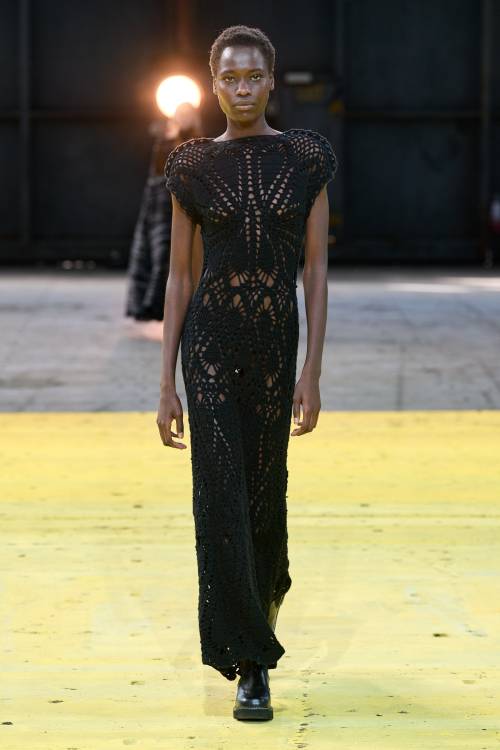 Gabriela Hearst, Fall 2022 Ready-to-WearCredits:Camilla Nickerson - Fashion Editor/StylistJames Peci