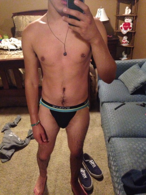 joshbunny:  got a new jockstrap 