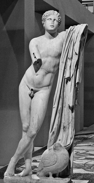 mortisia:Scopas or Skopas (Ancient Greek: Σκόπας) (c. 395 BC – 350 BC) was an Ancient Greek sculptor