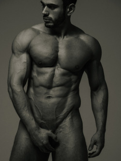 headmandream:    Russian hunk male model