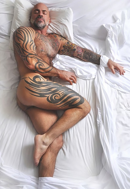 aworldofmenz:  mansexfashion:  Photographer: David Gray Man+Sex=Fashion Follow Me on Instagram  A World of Menz