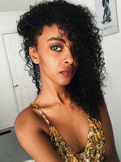 thatgirlsalina:  B L A C K O U T   a little nervous about this but s/o to melanin and god for the melanin  Gorgeous