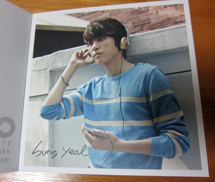 dancemachinehoya:  INFINITE momentum on-ear limited edition - PHOTOBOOK cr.cjleaf