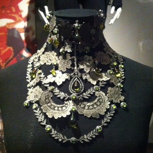 geminiandscorpio:Another gorgeous work-of-art collar: 1999 Dior made of silver-plated lace, metal an