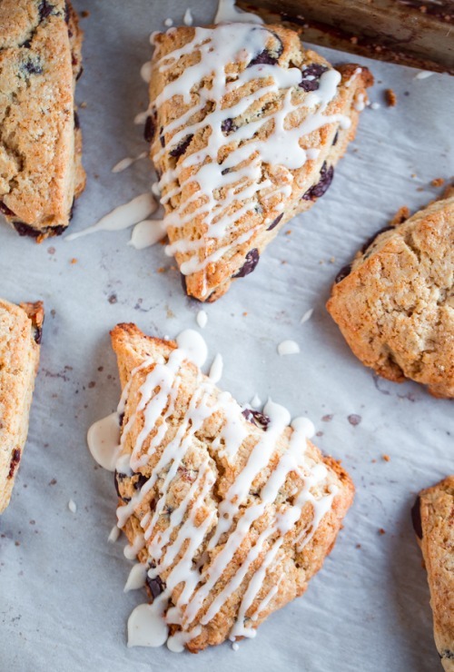 cake-stuff:  Brown Butter Chocolate Chip Scones More cake & cookie & baking inspiration: http://ift.tt/1404eu8