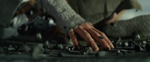 piloting-the-storm:Rey in “The Last Jedi” Teaser Trailer