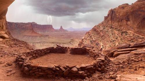 Ancient Anasazi Tribe, Southern Utah, Southwestern Colorado, Northwestern New Mexico.