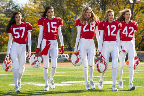 victoriassecret:The Angels are in it to win it this year. 