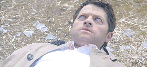 dahliasheng: #all I’m sayin is that Cas has been on his back a lot this season
