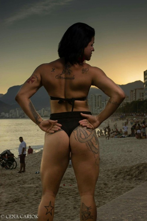 Muscle Girls Fan adult photos