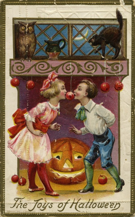 vintagequeen17:  Oh, The Joys of Halloween! Vintage Halloween Postcard 
