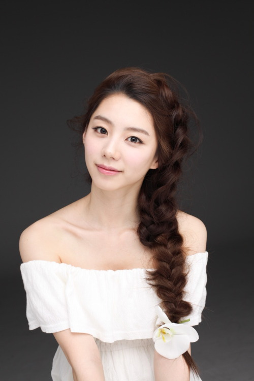 Korean Singer/Actress Park Soo Jin (박수진)Sorry…not that...