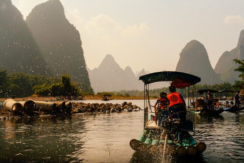 douxprelude:Yulong RiverYangshuo, GuangxiChina