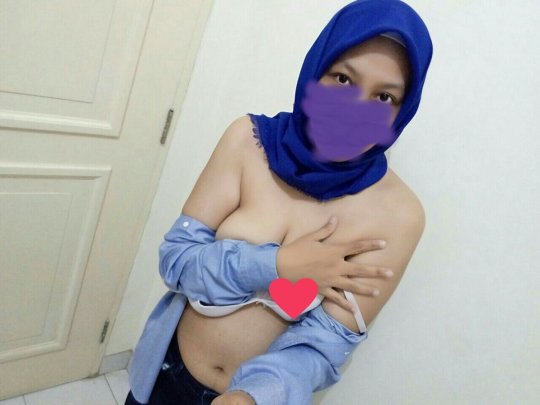 Want this video? Reblog je dlu!  Update available... :D