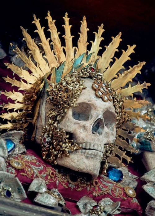 actegratuit: Paul Koudounaris, from his book, Heavenly Bodies, 2013