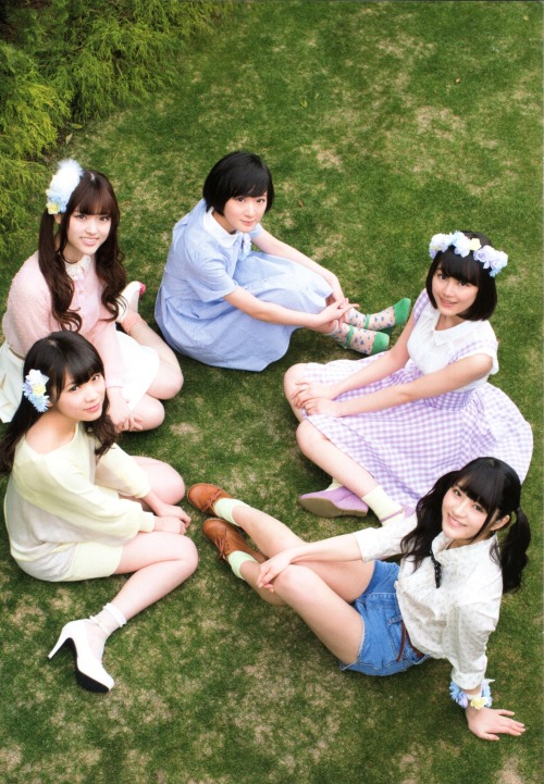 yic17:  Nogizaka46 (Ikuta, Ikoma, Sayurin, Yumi, Manattan) | UTB+ 2015 May Issue
