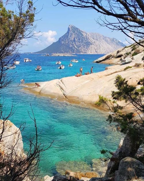 Cala Girgolu, San Teodoro, in una foto di Raimondo Manca @raimondo_mancaMostrate la bellezza dei v