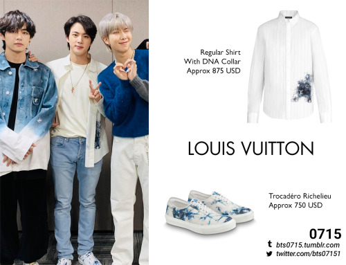 Louis Vuitton on X: Carrying a bag from the collection, #LouisVuitton  Ambassador and @bts_bighit Member #Jin poses at @VirgilAbloh's #LVMenFW21  fashion show in Seoul. Watch now on Twitter or  #BTS   /