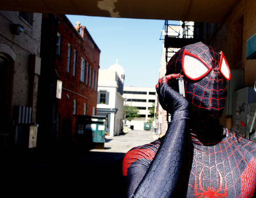 nikolasdraperivey:  CINEMATIC MILES MORALES COSPLAYYo! My name is Nikolas A. Draper-Ivey…This is cosplay as Cinematic Miles Morales: The Ultimate Spider Man. This suit was made by Jesse Covington ( Writer and Costume Designer) and sewn by Sasha