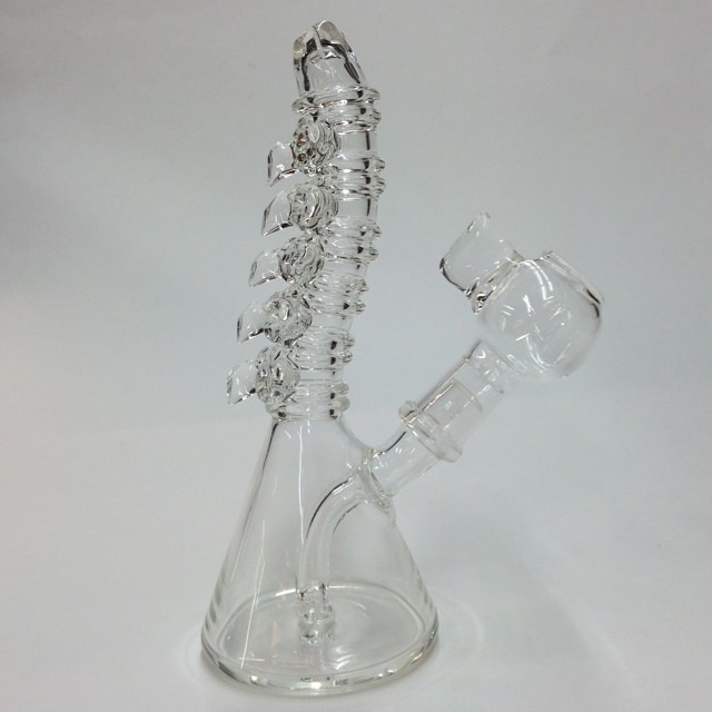 lilisglass:  Jack Steele Vertebrae Rig 14mm clear joint, 6 1/2” tall. 16 Front