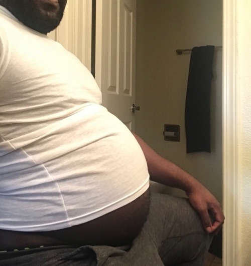 afatasshouseboi: lifteatgrowrepeat: White shirt fuckk