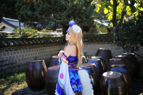 Kaku-san-sei Million Arthur (Nine Tailed Fox)  More Cosplay Photos & Videos - http://tinyurl.com/mddyphv  New Videos - http://tinyurl.com/l969dqm 