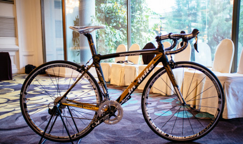 bicyclism: Infinite Prime Team GoldDesign & Product made in Thailandwww.infinite-cycling.