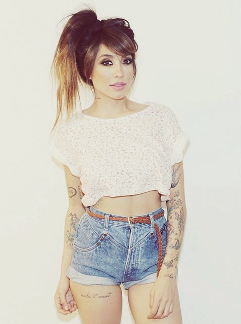lilxfawns:  Model: @alielayus  Taken by: @dmahoneyphoto 