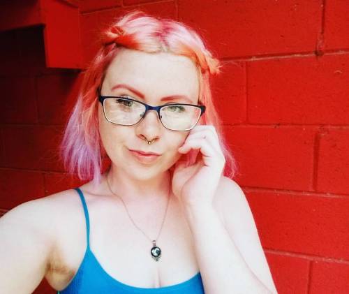 Pink Hair Glasses: @chellesilverstein