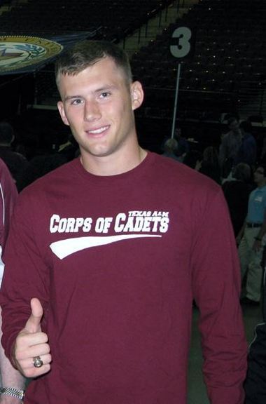 dippinfan:  biblogdude:  While I am a Texas fan I wouldn’t say no to any cadet!