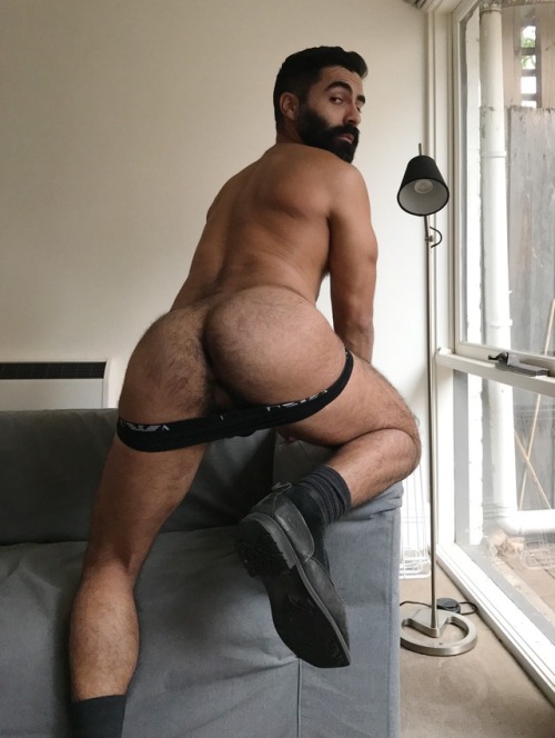 bookofkarlo:  Personal note: Thank you for the love and support I’ve received since I decided to get rid of any shame or inhibitions and set on this path of experimenting with my body and sexuality in front of the camera. I’ve had the pleasure of