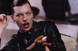 larastonestits:  Milla Jovovich by Peter Lindbergh for Vogue Italia, October 2000