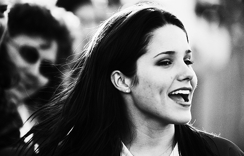 sawyersheart:  sophia bush meme [5/10] quotes  It’s no secret to any of you who