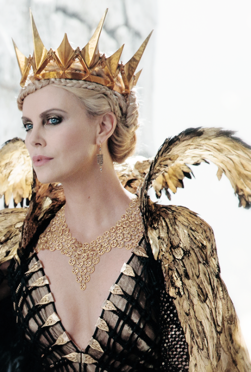 makebeliever:Ravenna, the Evil Queen in The Huntsman: Winter’s War (2016)