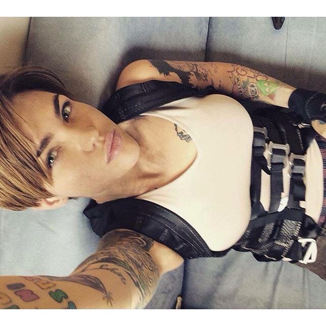ruby-of-the-rose:  Ruby Rose destroying the Lara Croft look… 