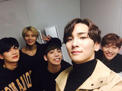 fyjjong:   (151214) @bumkeyk: and us. 