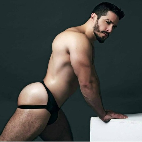 simply HOT