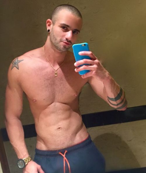 colungafrank:  24 yo escort