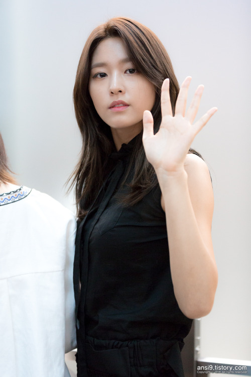 fuckyeahseolhyun: 안쓰 | do not edit.