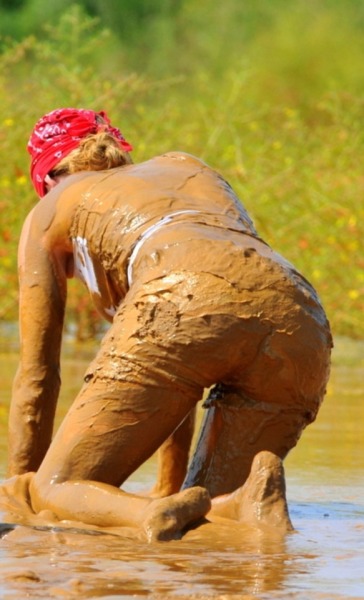 Naked women in mud tumblr - Real Naked Girls