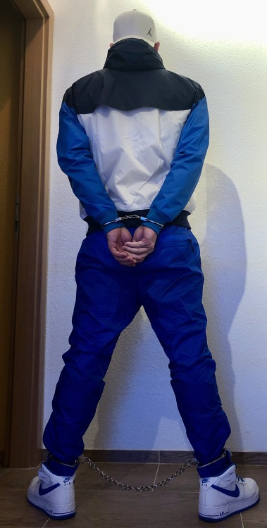 anotherfetishdude: got a new outfit. white-blue windrunner and matching pants