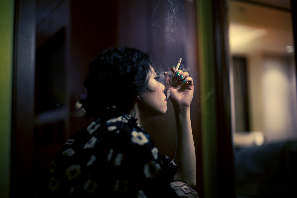 nevver:  Still smoking, Peter Lee