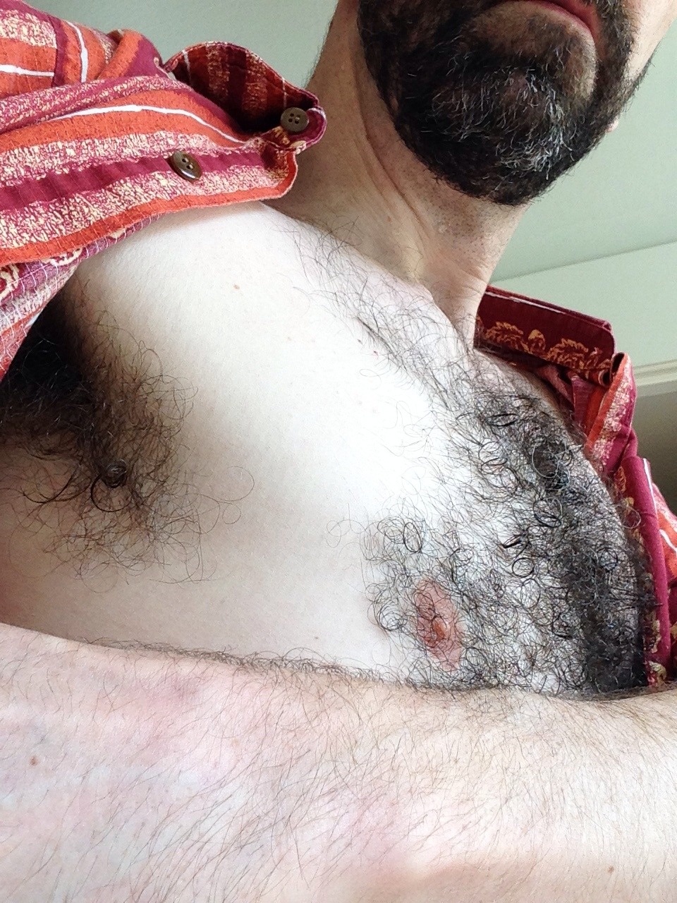 realmenstink:  otterify:  Sweaty master otter  DADDY’S SWEATY FLAVOR FILLED PARTS !!!