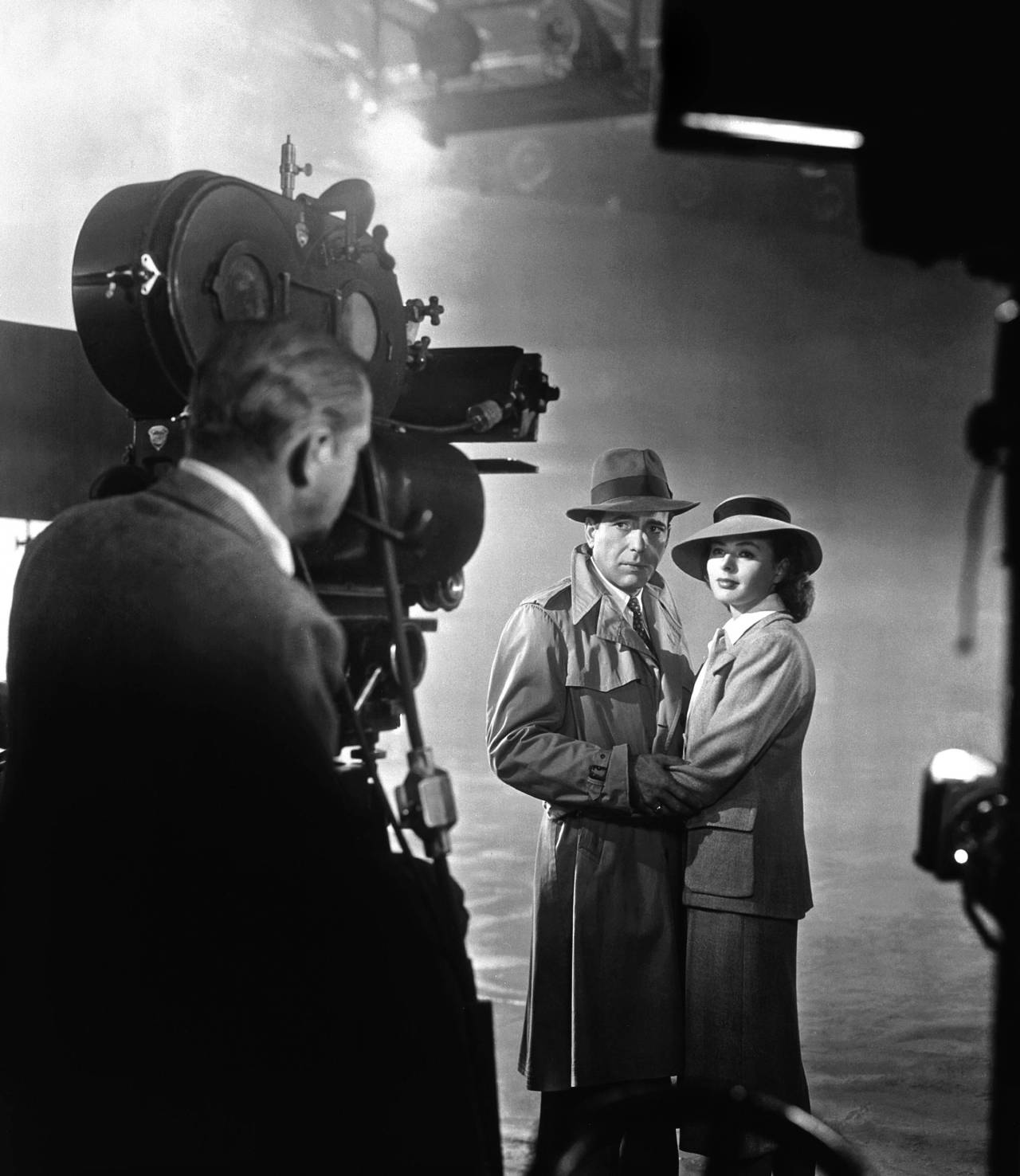 historicaltimes:  Filming Casablanca 